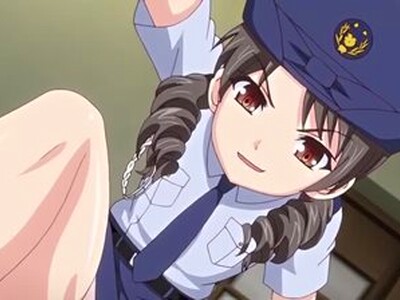 ちっぱいな痴女が、巫女やミニスカポリスコスプレをしながら男をたっぷりと攻めて、騎乗位で腰を振って中出しを堪能する！